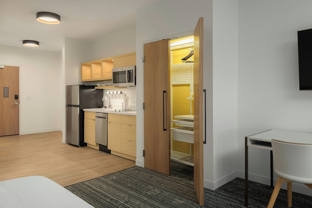 Towneplace Suites By Marriott Cincinnati Oakley - photo 10