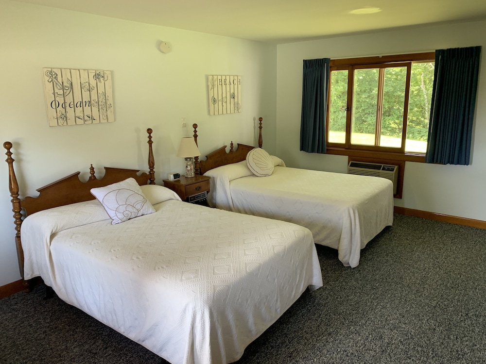 Towne Lyne Motel - photo 42