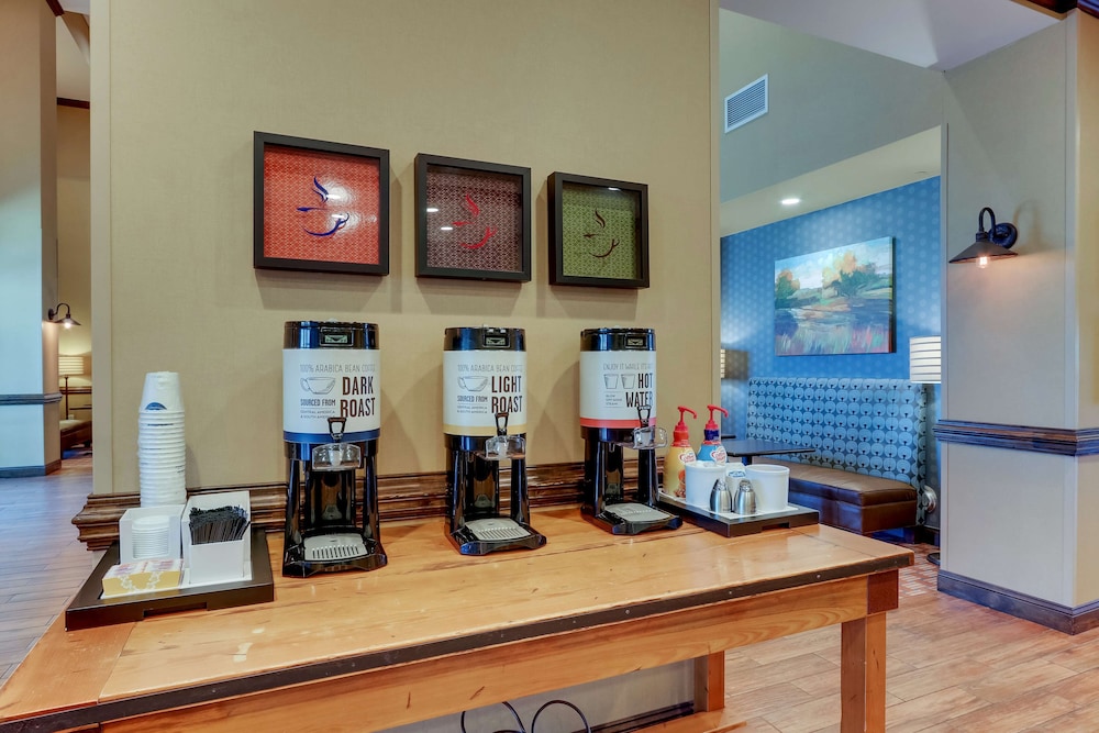 Hampton Inn & Suites Hartsville - photo 35