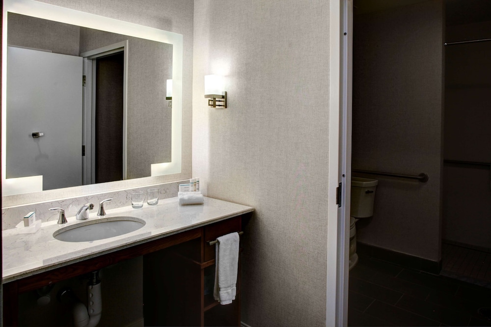 Homewood Suites by Hilton Richmond Downtown - photo 15