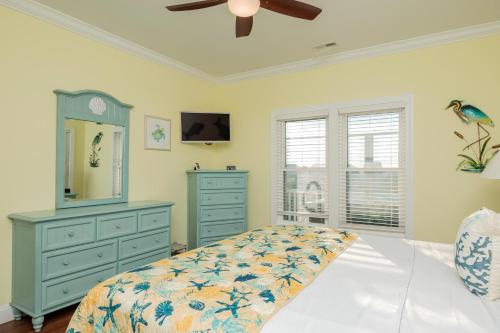 A Pawsitive Attitude by Oak Island Accommodations - photo 24