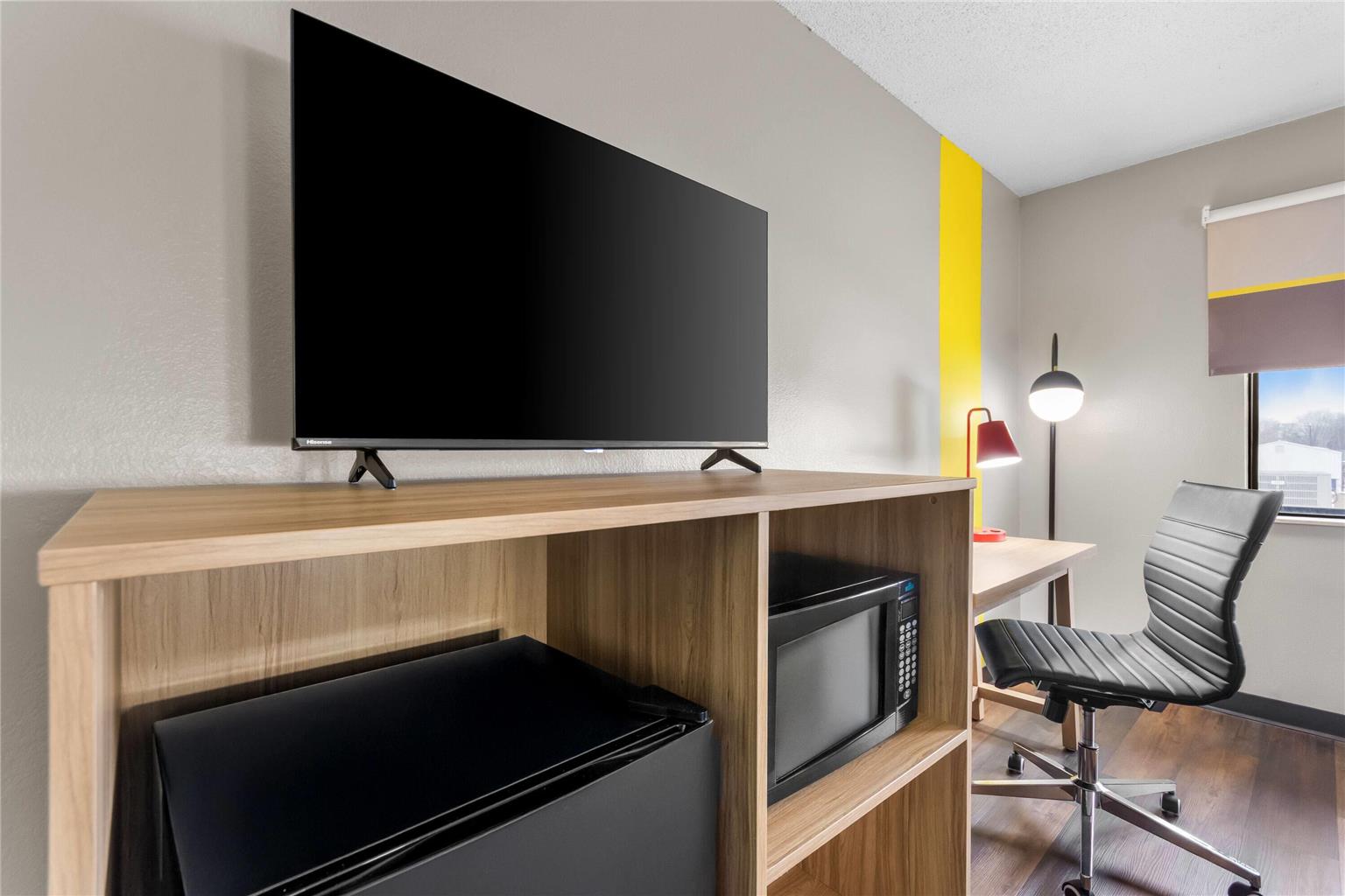 Super 8 by Wyndham Evansville East - photo 23