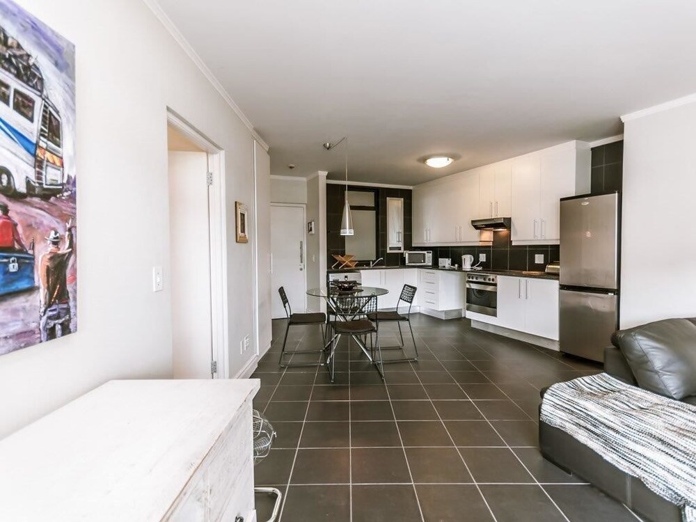 904 Quayside — 4-Star Luxury Hotel in Cape Town, South Africa