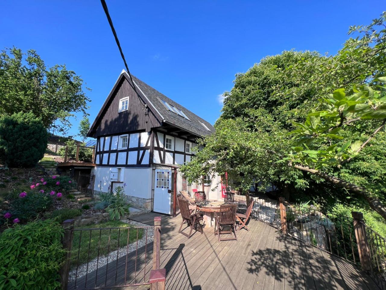 Dom Po Schodkach — hotel in Wlen