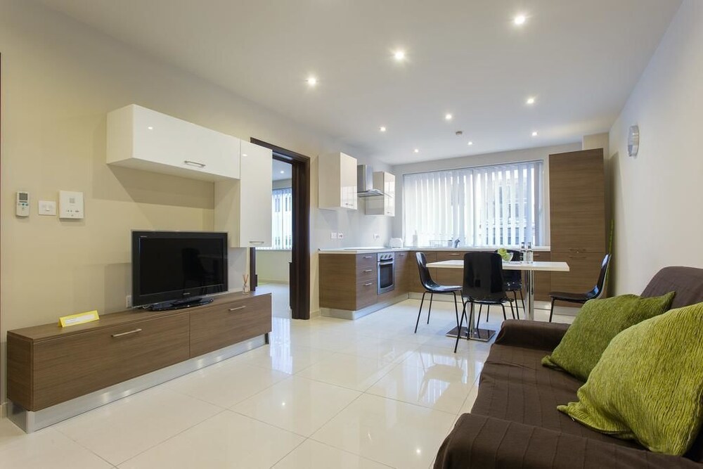 InStyle Aparthotel in San Giljan, Malta