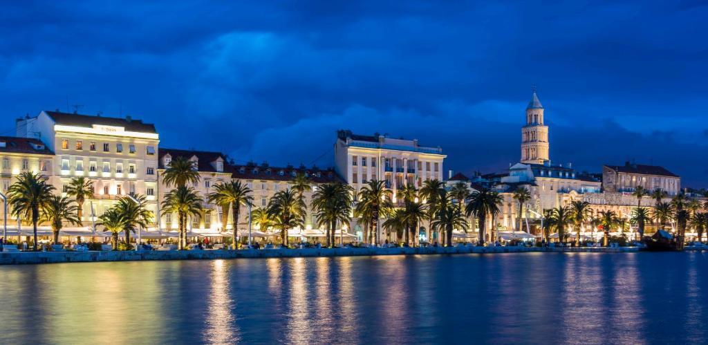 Apartments Lovret Flowers — 4-Star Luxury Hotel in Split, Croatia