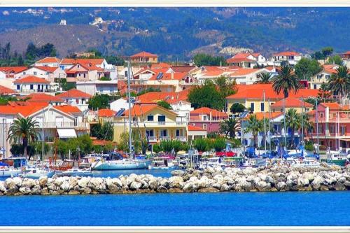 Karyatis Studios Lixouri in Lixouri, Greece