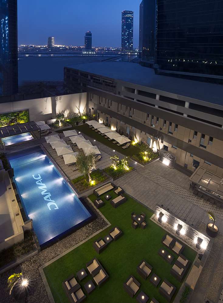 Damac Maison Cour Jardin