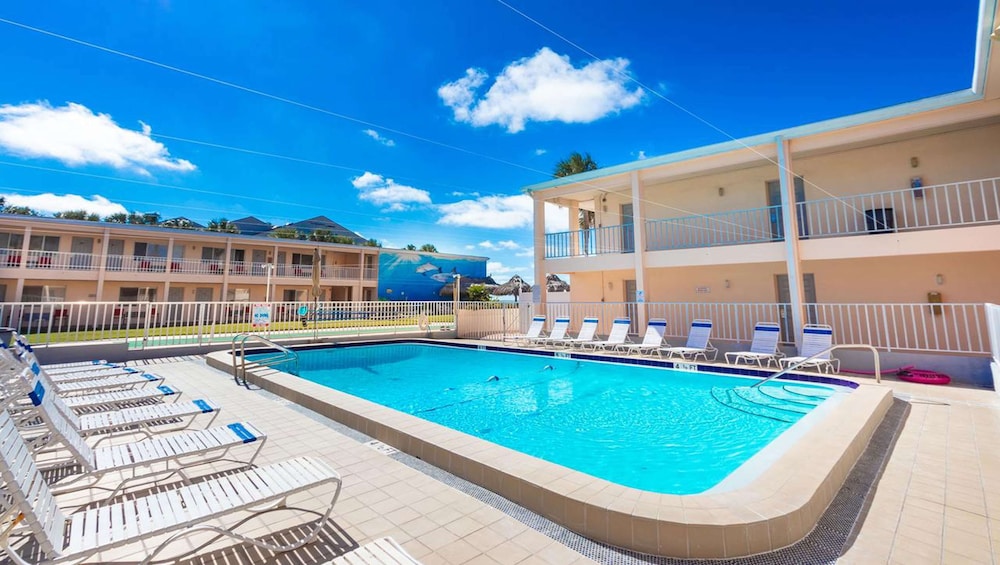 Belleair Beach Resort Motel - photo 37