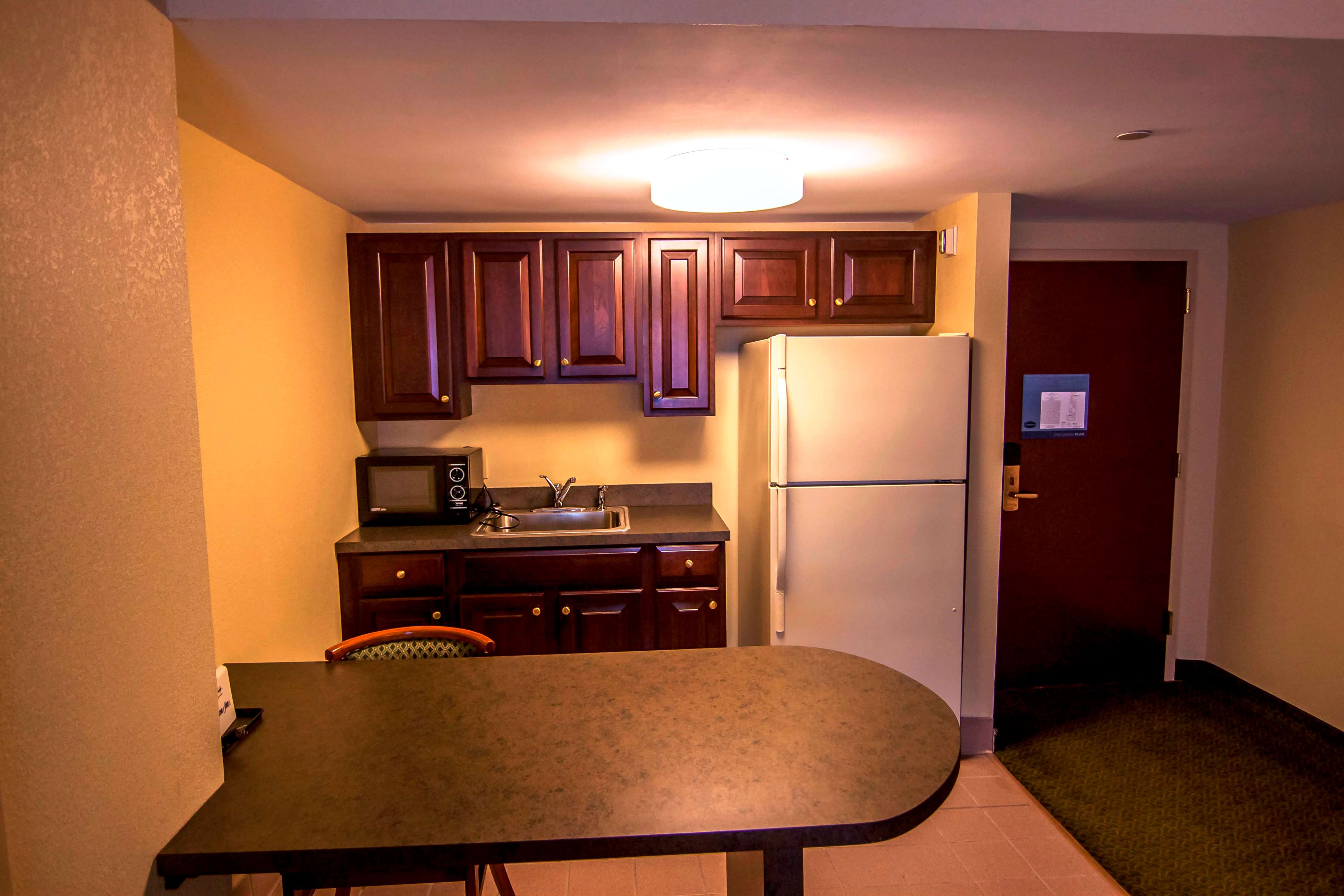 Hampton Inn Groton - photo 26