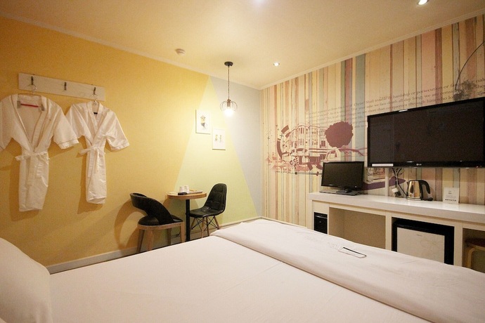 Suwon Tree in Suwon, South Korea