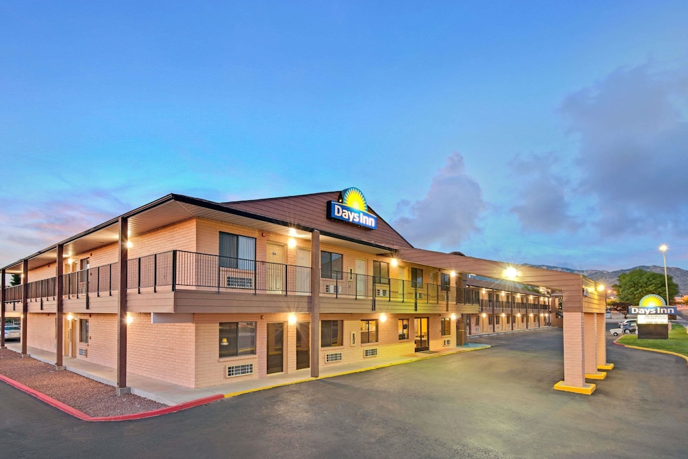 Days Inn by Wyndham East Albuquerque - featured photo