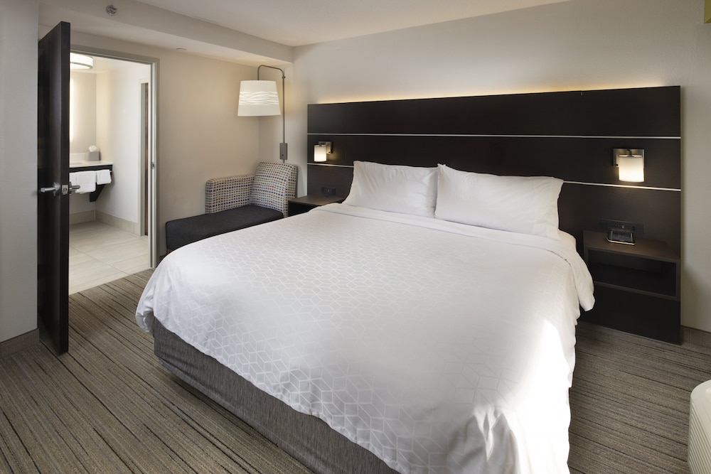 Holiday Inn Express Middlesboro by IHG - photo 14