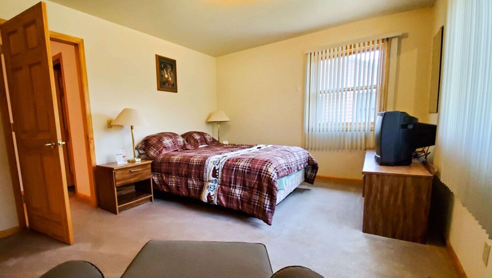 Jasper Ridge Inn Ishpeming - photo 44