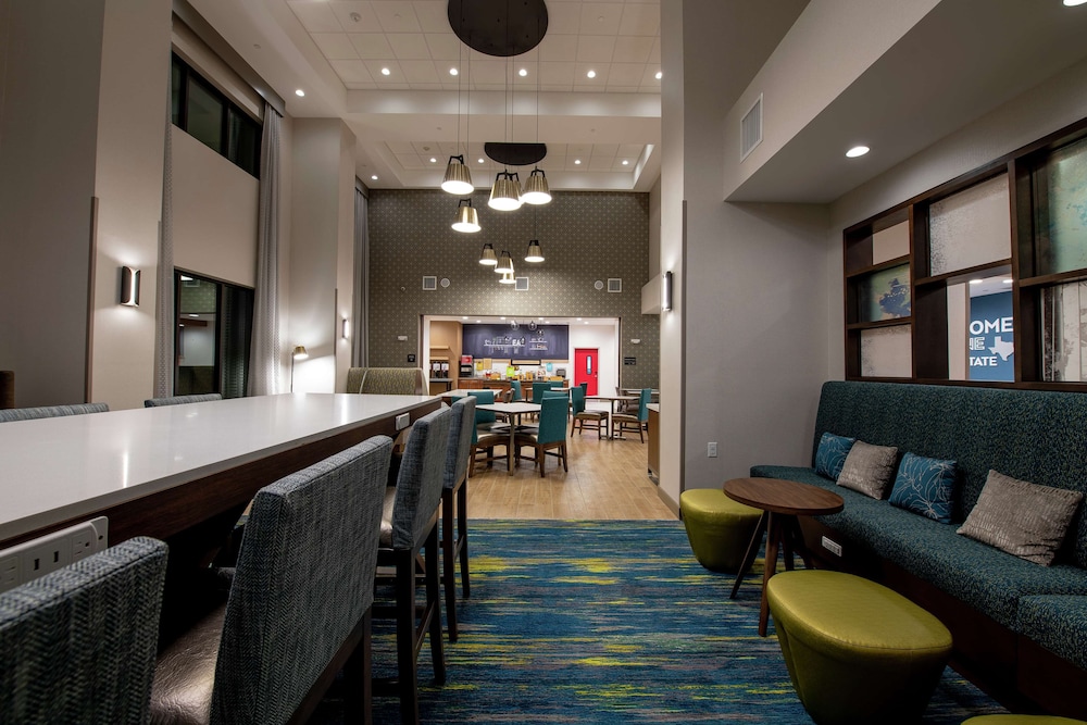 Hampton Inn & Suites Duncanville Dallas - photo 2