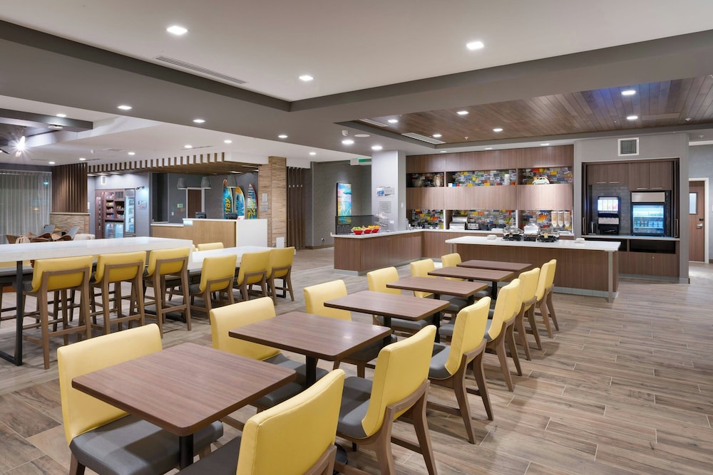 TownePlace Suites by Marriott Los Angeles LAX Hawthorne - photo 40