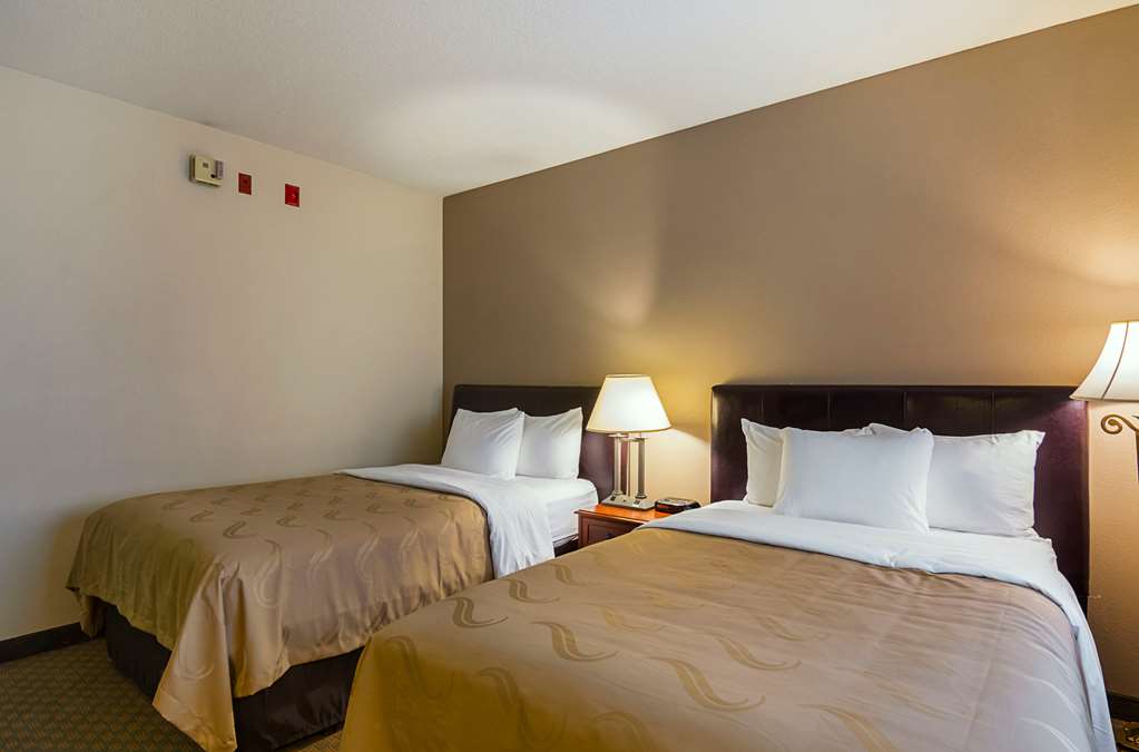 Quality Inn Fresno Yosemite Airport - photo 16