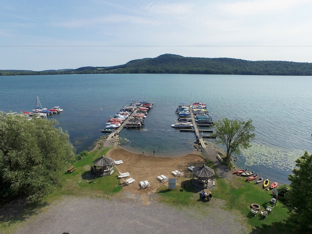 Bayside Inn & Marina - photo 170