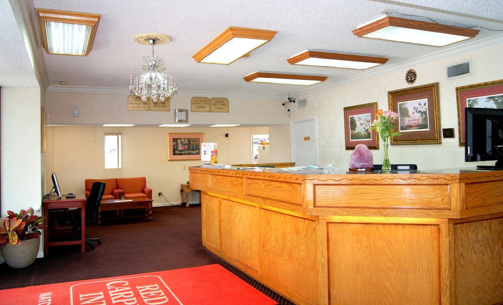Red Carpet Inn - photo 38