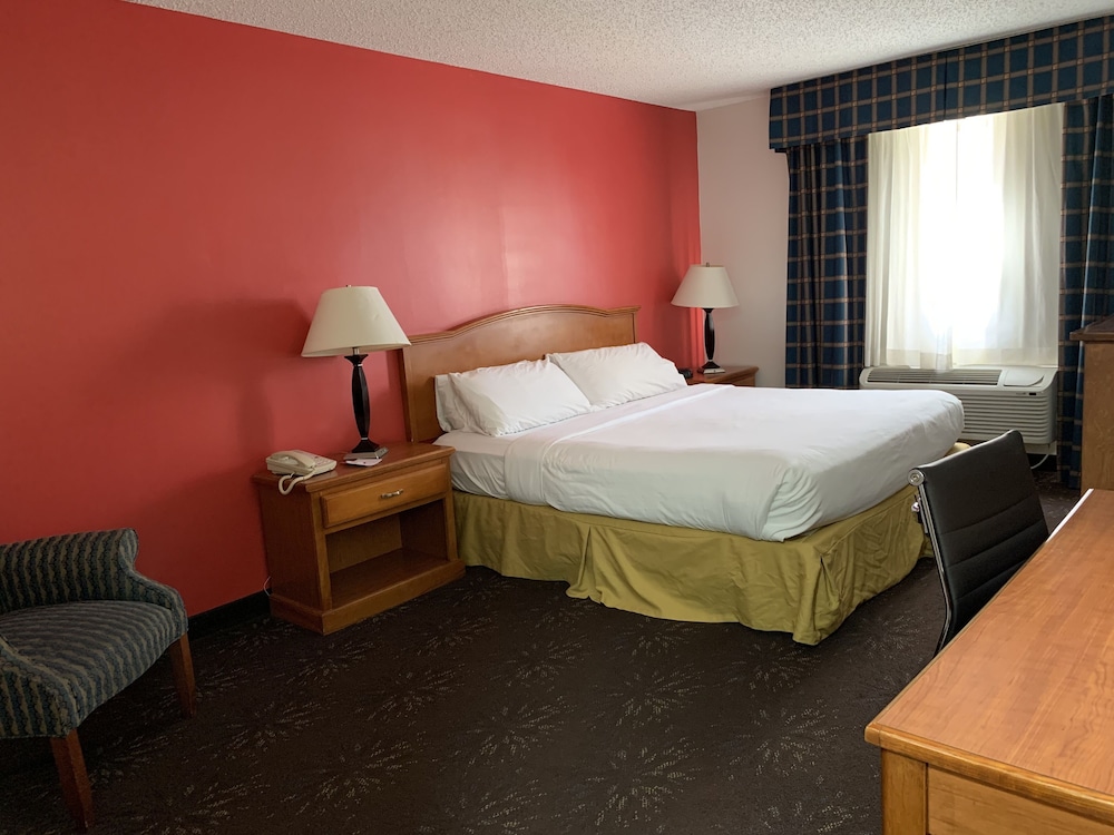 Ramada by Wyndham Santa Fe - photo 19