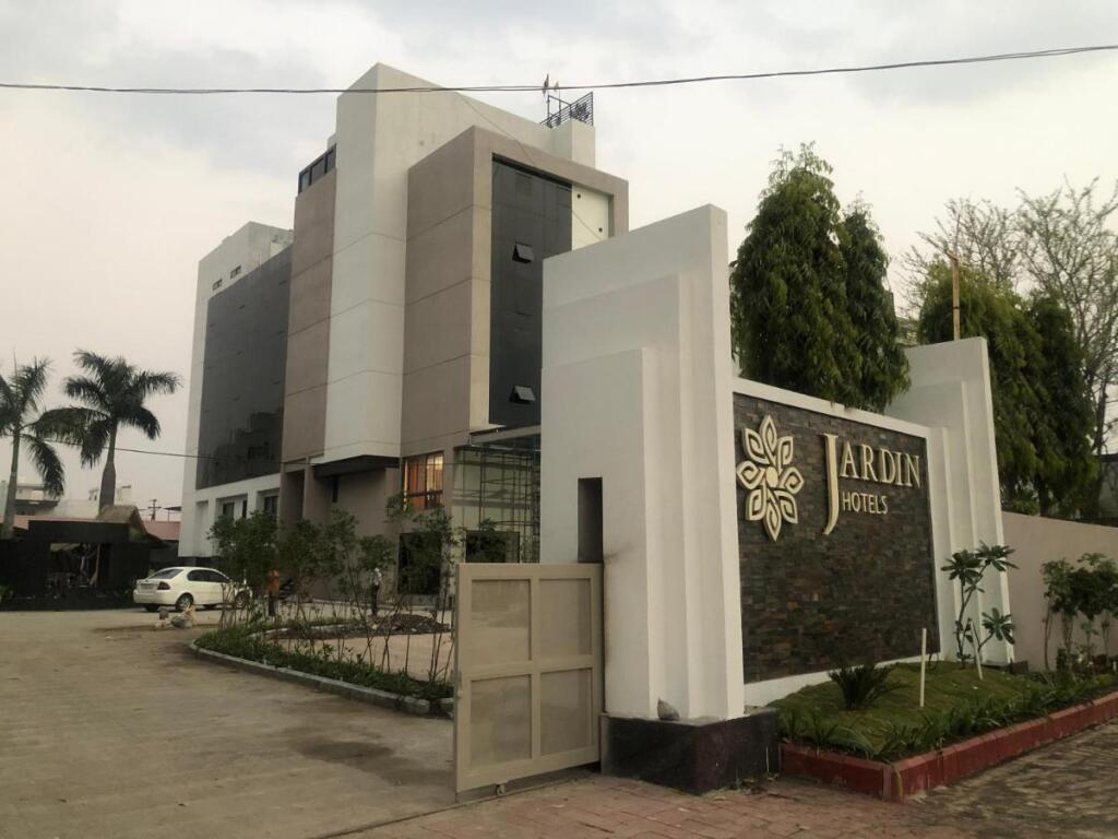 Jardin Hotels in Indore, India