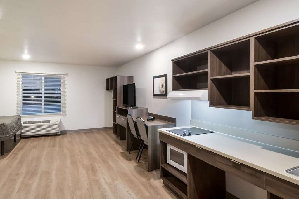 Woodspring Suites Mesa Chandler - photo 12