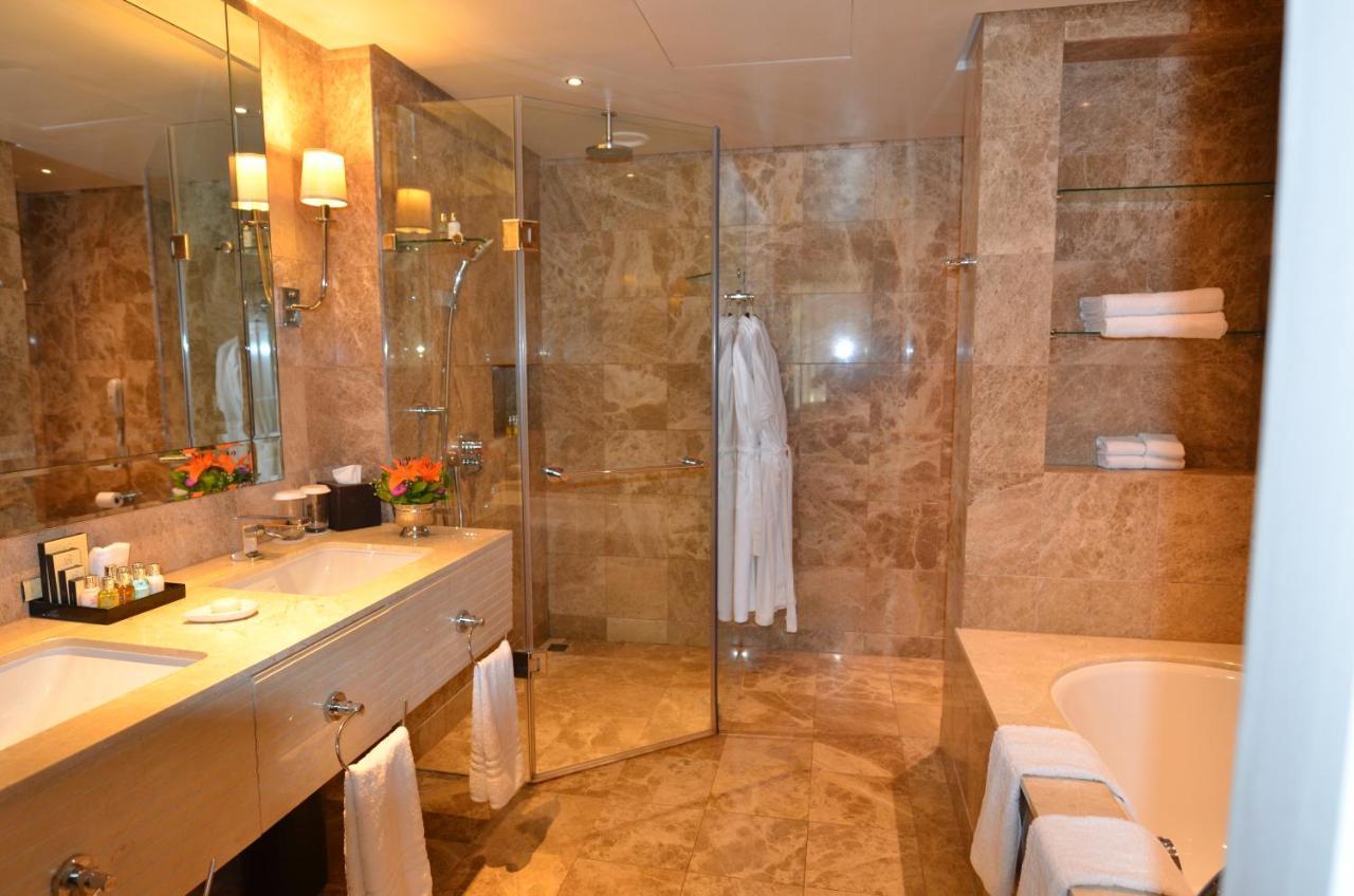 Taj Luxury Suite