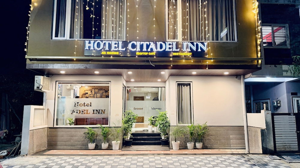 Hotel Citadel Inn - carbon neutral hotel in Indore