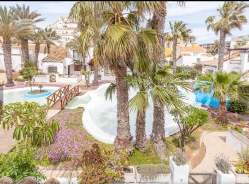 Preciosa Casita Junto Al Mar in Roquetas De Mar, Spain