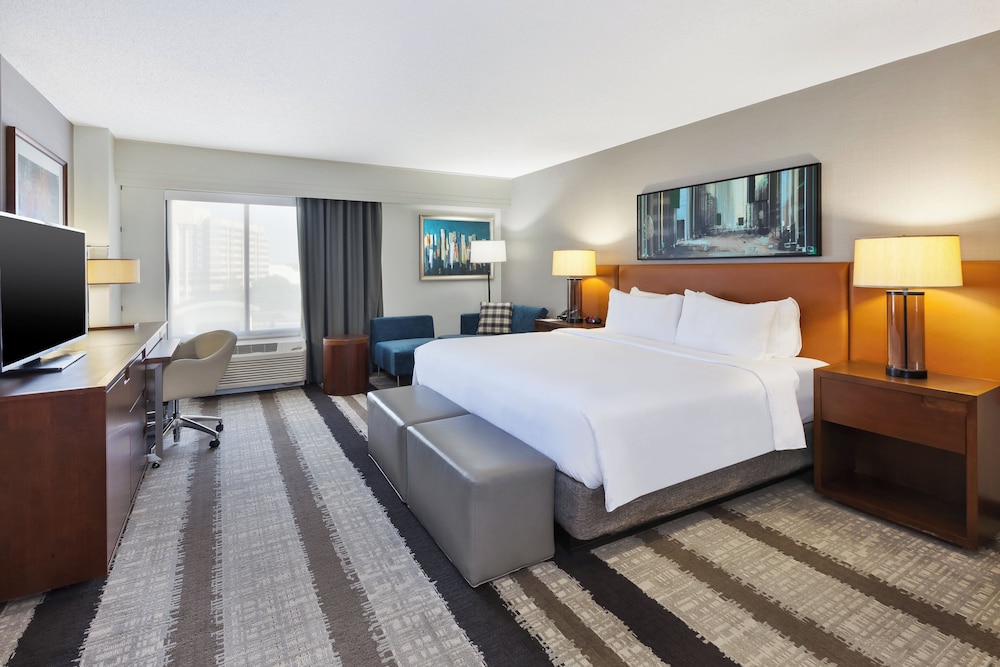 Crowne Plaza Dulles Airport by IHG - photo 27