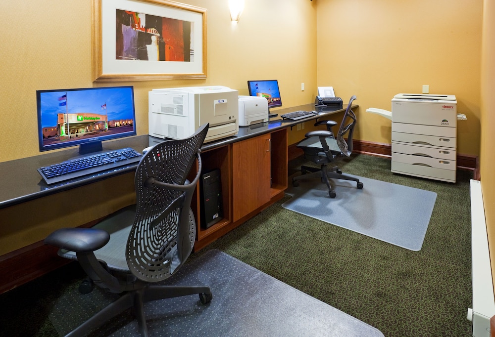 Holiday Inn Fargo by IHG - photo 50