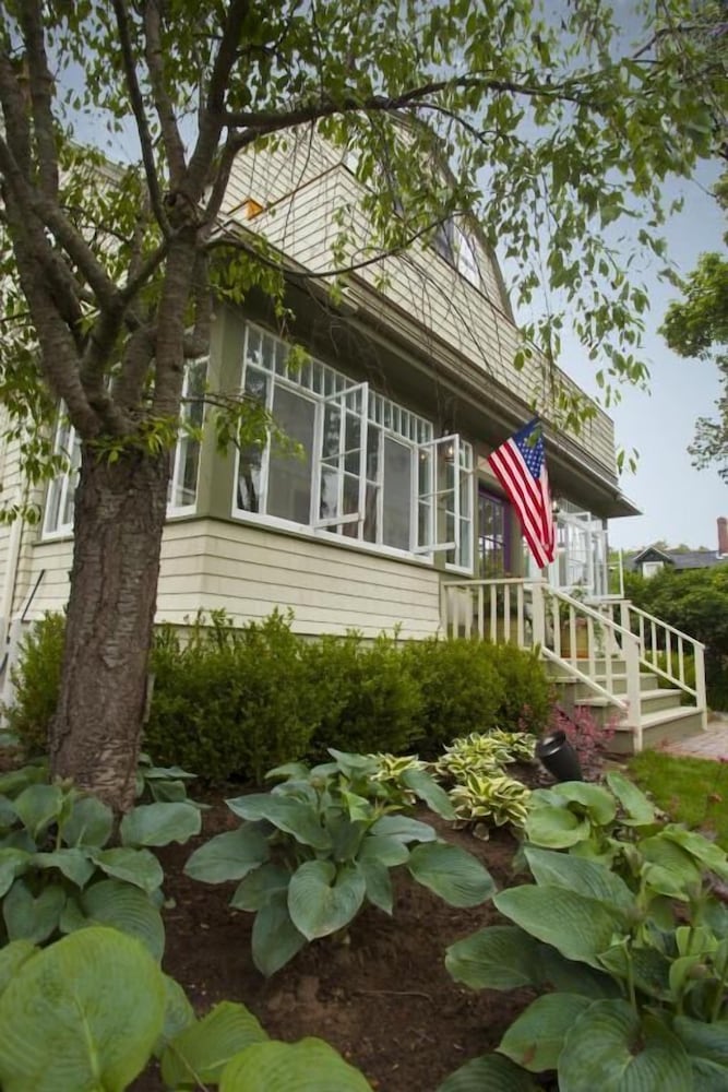 Inn on Shore Road - photo 95