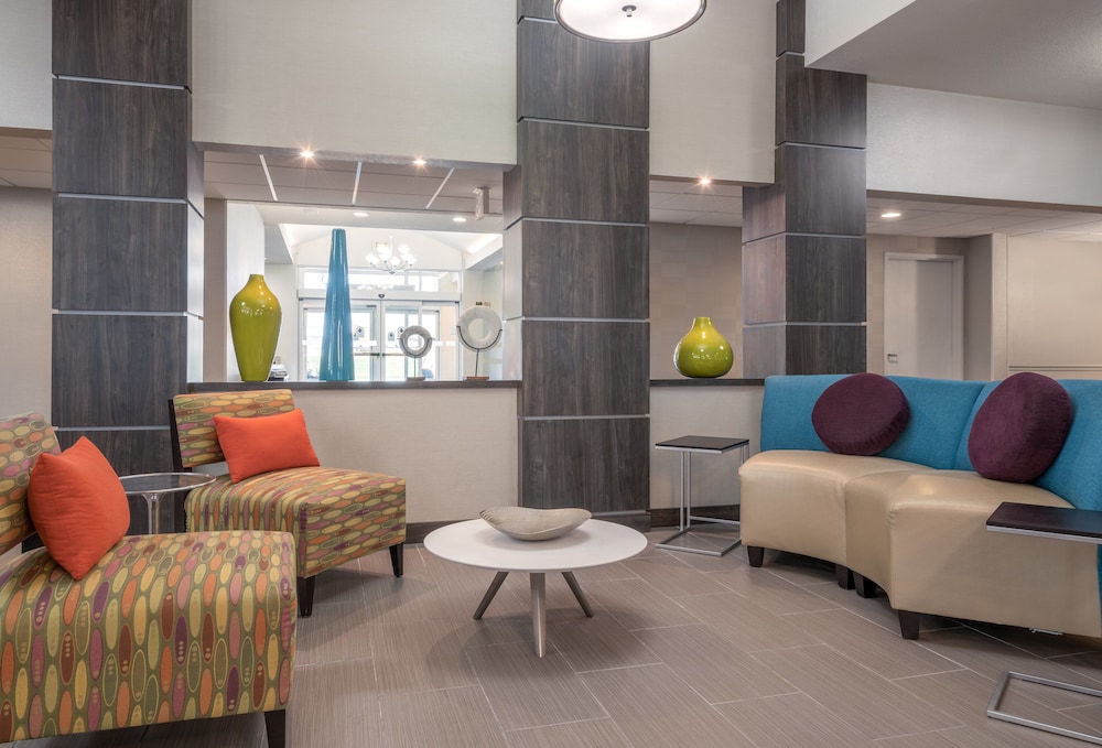 Holiday Inn Express & Suites Ames by IHG - photo 30