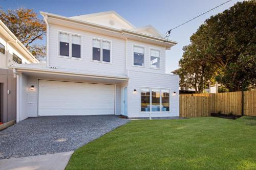 11 Ann Street — Coolum Beach