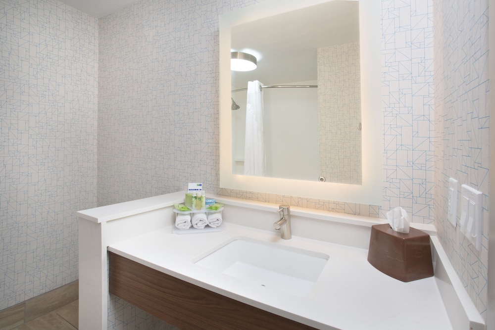 Holiday Inn Express Salt Lake City Downtown by IHG - photo 15