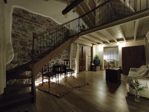 Angel's Suites 2 — 4-Star Luxury Hotel in Vathi, Greece