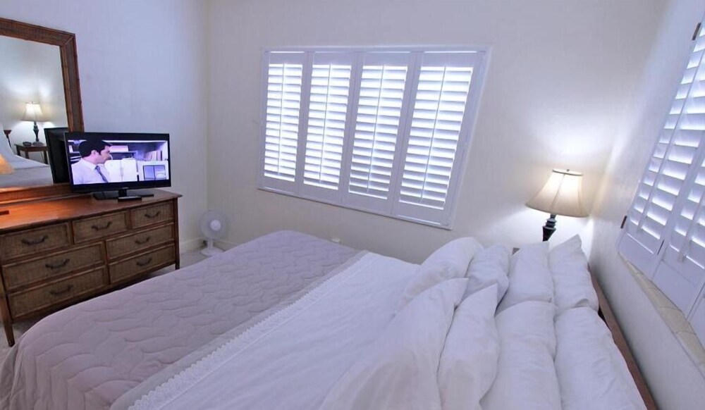 Beachouse Inn & Suites - photo 5
