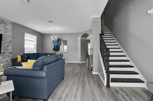 Themed Luxury 6BR Getaway with Resort Amenities - photo 24