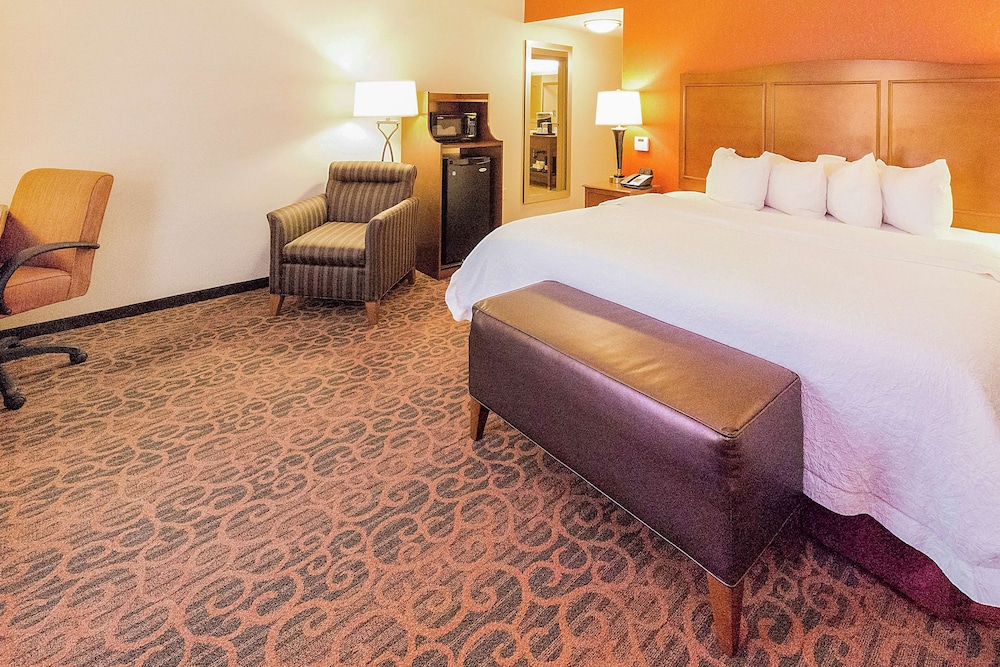 Hampton Inn Waynesburg - photo 22