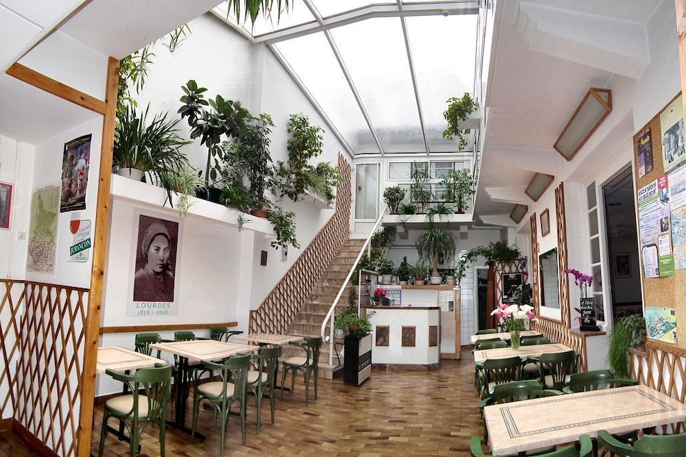 Hôtel Sandrina - last minute hotel in Lourdes