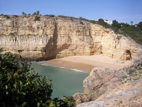 Apartment Centeanes Sol — 4-Star Luxury Hotel in Carvoeiro, Portugal