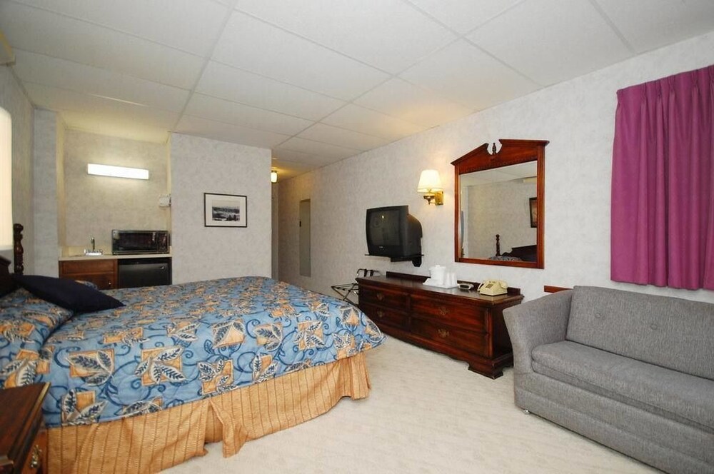Hilltop Inn of Vermont - photo 20