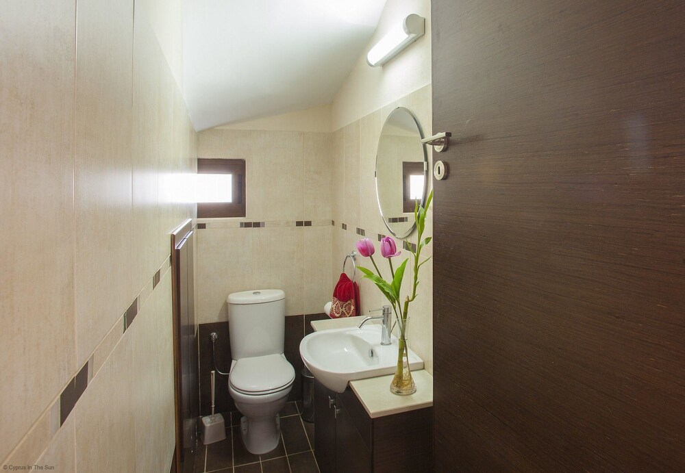 Villa Grecian 1 Platinum