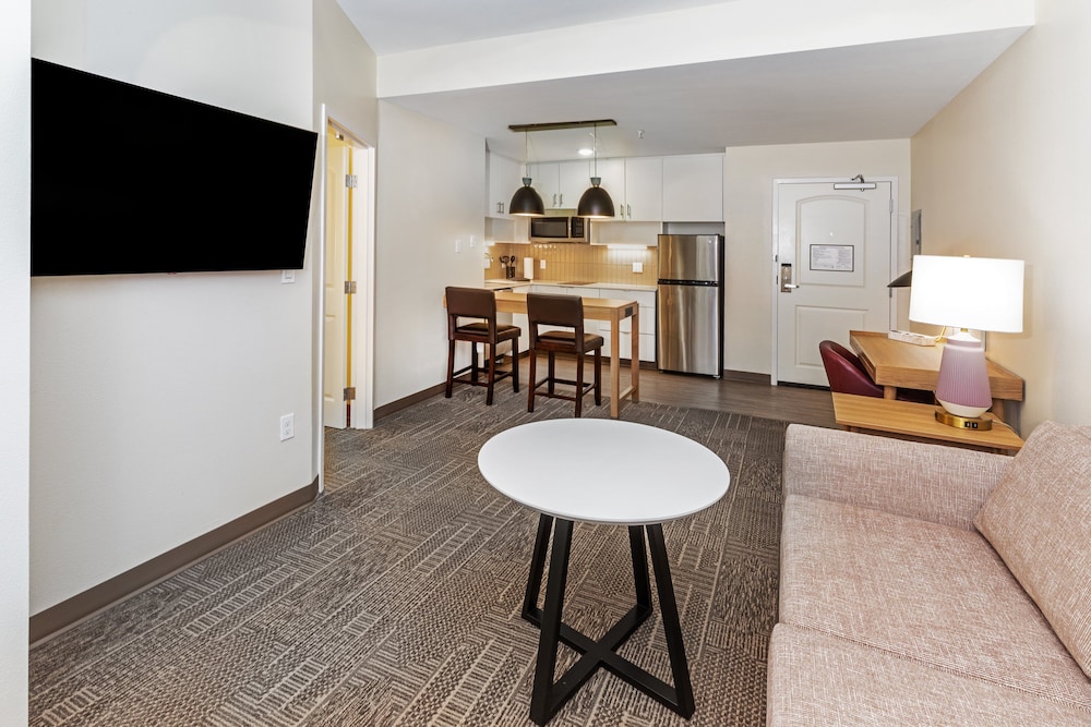 Staybridge Suites Portland by IHG - photo 19