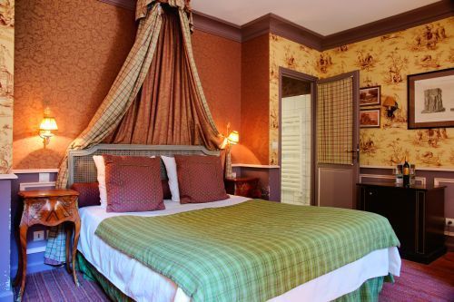 La Bastide Du Cours — 4-Star Luxury Hotel in Aix-En-Provence, France