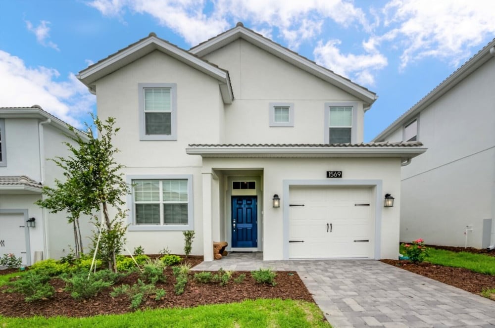 Luxury 5 Bedroom Villa on Champions Gate Resort Orlando Villa 1756 — hotel in Port Saint Lucie