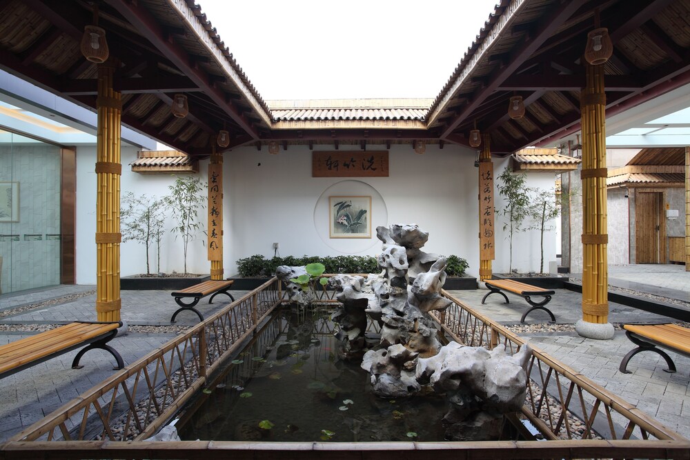 Wangchaolou Cultural Theme Hotel in Yangzhou, People's Republic of China