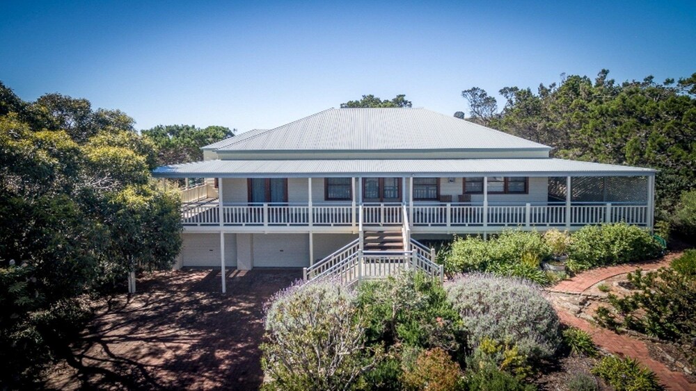 3 Banksia Court — hotel in Normanville