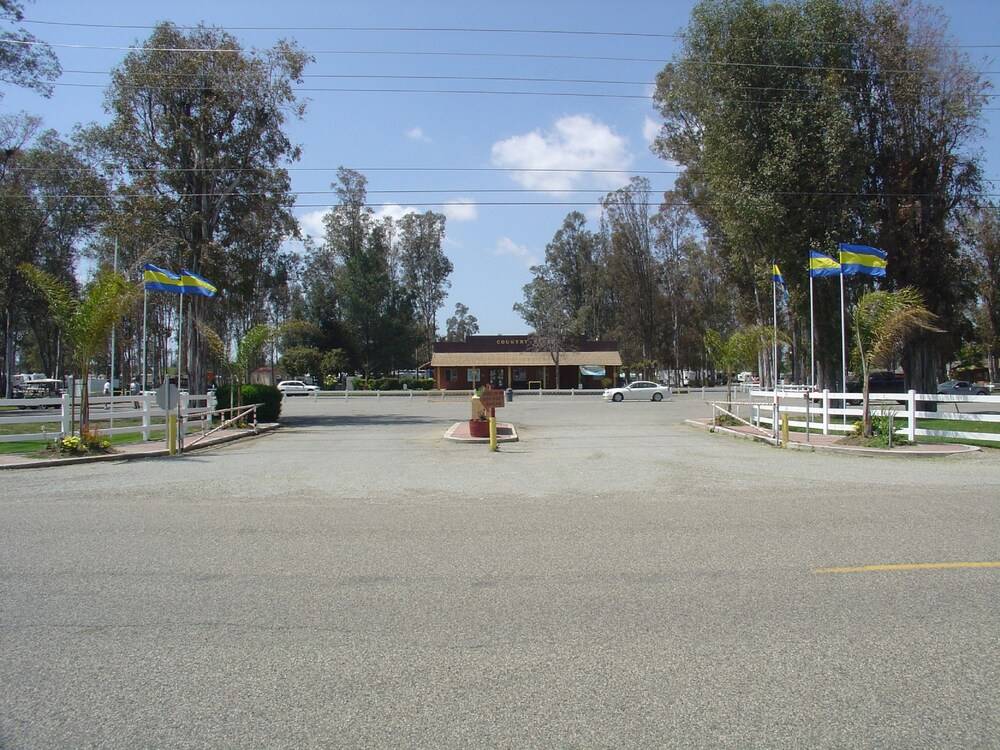 Wilderness Lakes RV Resort - photo 41
