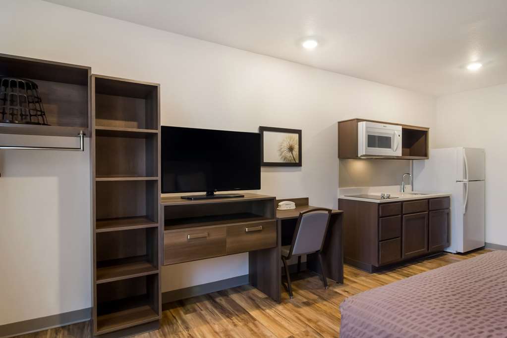 WoodSpring Suites Jacksonville South - photo 14